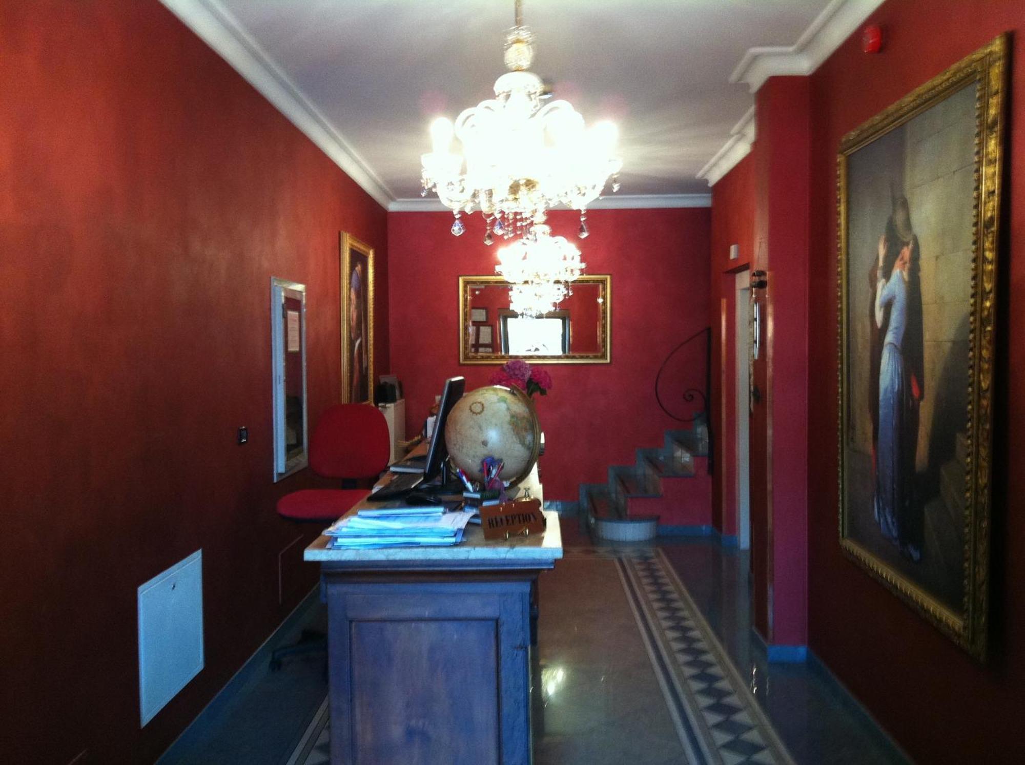 Hotel Le Lanterne 3*